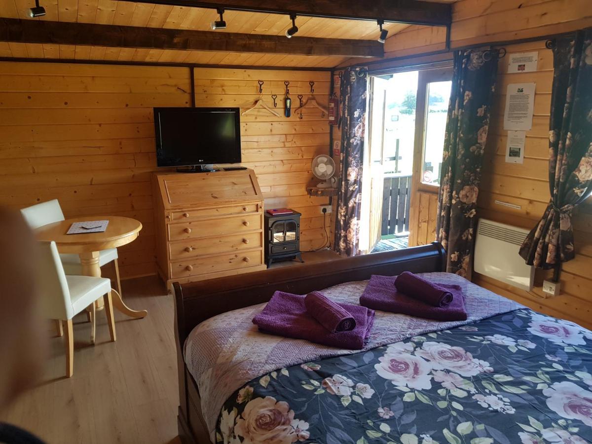 Country Bumpkin - Romantic Couples Stay In Oakhill Cabin Dış mekan fotoğraf