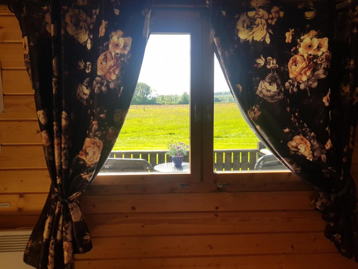 Country Bumpkin - Romantic Couples Stay In Oakhill Cabin Dış mekan fotoğraf